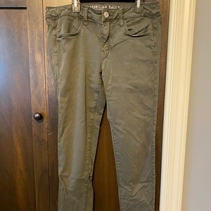 Women’s American Eagle jeans
